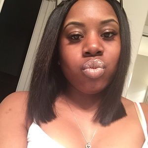 Meet your Posher, Sunday